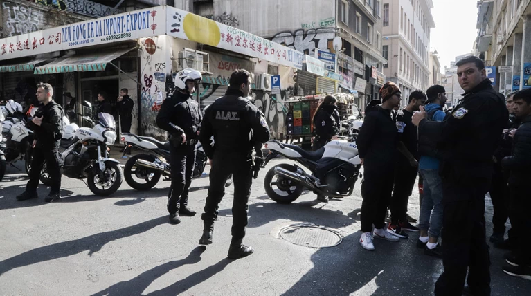 Τι προηγήθηκε της αιματηρής συμπλοκής στην οδό Μενάνδρου