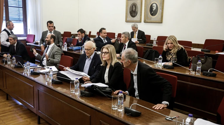 Novartis - Προανακριτική: Αποχώρησε ο ΣΥΡΙΖΑ λόγω Παπαγγελόπουλου