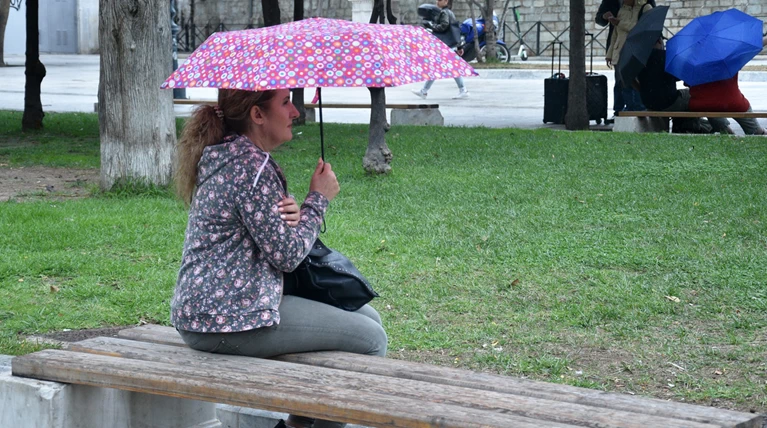 Άστατος ο καιρός: Που θα σημειωθούν βροχές και καταιγίδες