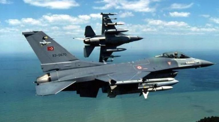 Nέες υπερπτήσεις στο Αιγαίο παρά το διάλογο για τα ΜΟΕ