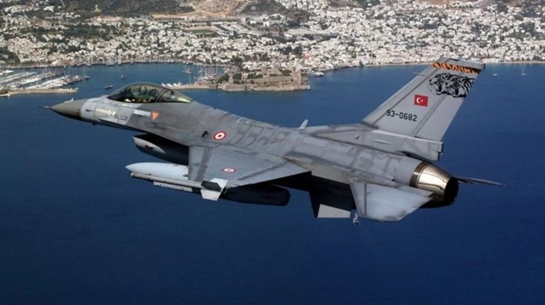 f16