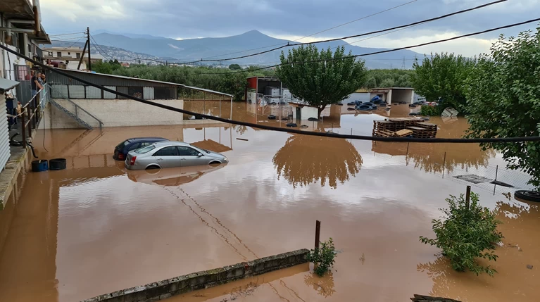 πλημμύρες