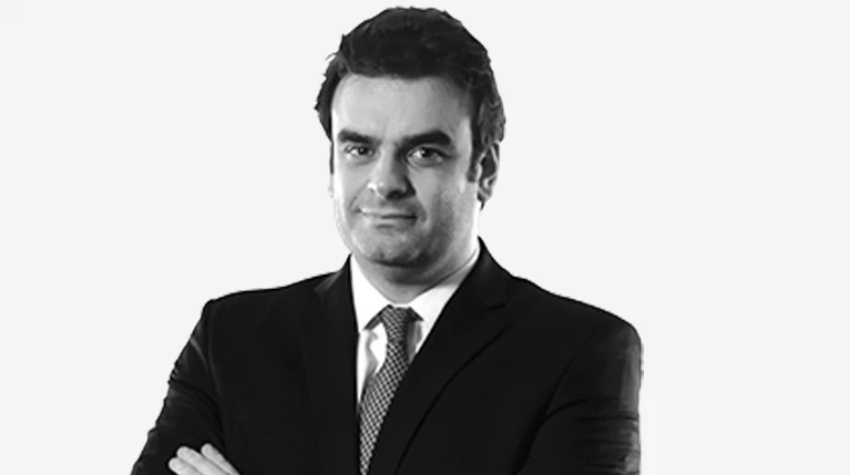 OPINION Πιερρακακης