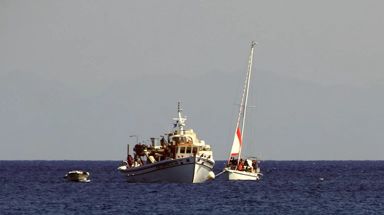 Ιστιοφόρο Πρόσφυγες