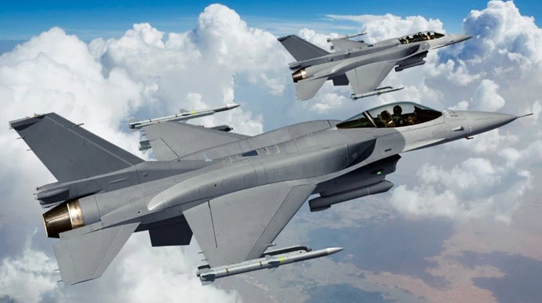 f16