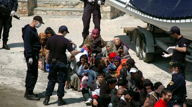 Προληπτική επιχείρηση διάσωσης παράνομων μεταναστών στους Παξούς