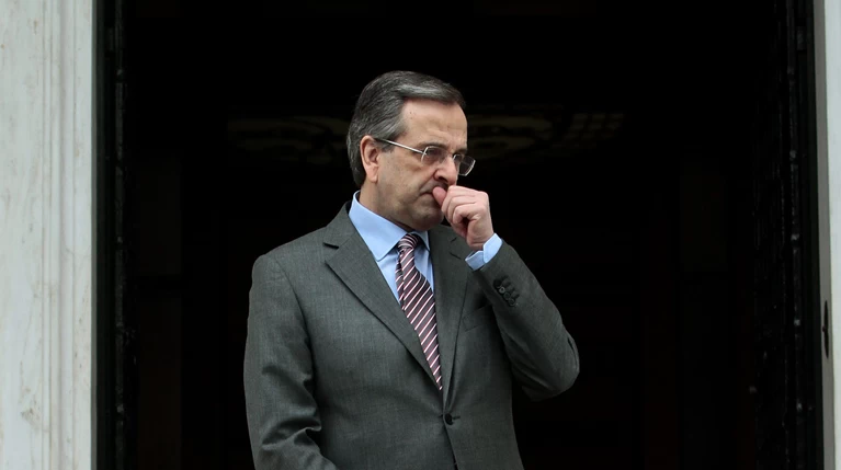 Η αγωνία του άγνωστου πάνω από το Μέγαρο Μαξίμου