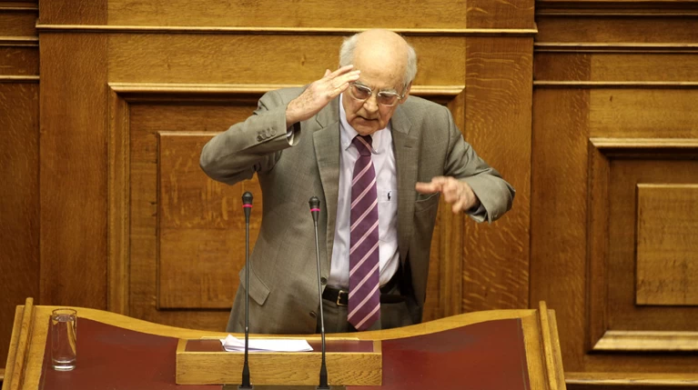 Αιχμηρή επιστολή Κακλαμάνη: Είμαστε ΠΑΣΟΚ και μόνον