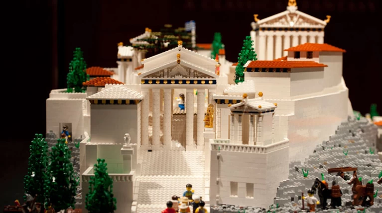 Δώρο στην Ελλάδα μια Ακρόπολη από Lego