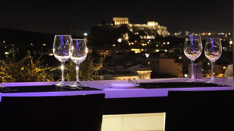 Αθηναϊκές «φωλιές» για τους ερωτευμένους Βαλεντίνους