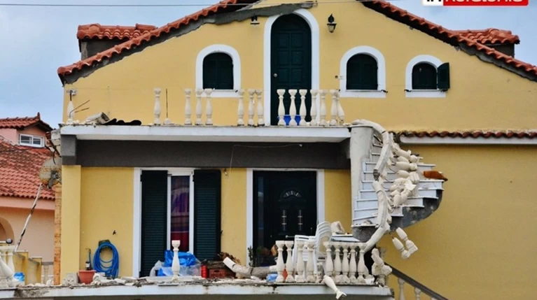 Η Κεφαλονιά «μαζεύει» τα κομμάτια της