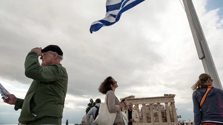 ΤτΕ: Αυξήθηκαν κατά 14,9% οι εισπράξεις απο τον τουρισμό το 2013