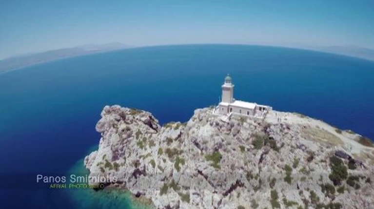 Μαγικό ταξίδι στον Κορινθιακό... από ψηλά!