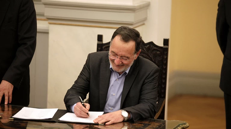 Λαφαζάνης: Άμεσα το δωρεάν ρεύμα σε ανέργους (Βίντεο)