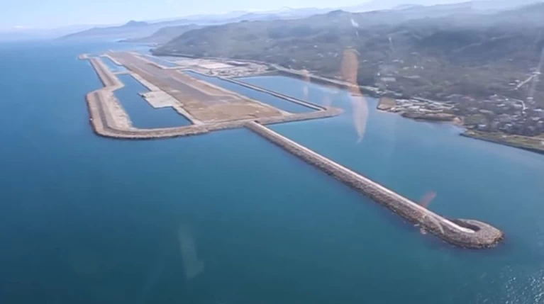 Το πρώτο αεροδρόμιο κατασκευασμένο πάνω σε τεχνητό νησί στην Ευρώπη