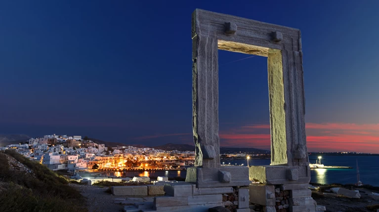 ΤΙΜΕ: Νάξος, ένα από τα εννιά εναλλακτικά μέρη που πρέπει να πάτε
