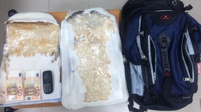 Εμποροι ηρωίνης χρησιμοποίησαν τυφλή γυναίκα ως «βαποράκι»