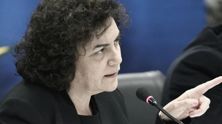 Θύελλα από δήλωση - σοκ της Ν.Βαλαβάνη για τις θυρίδες