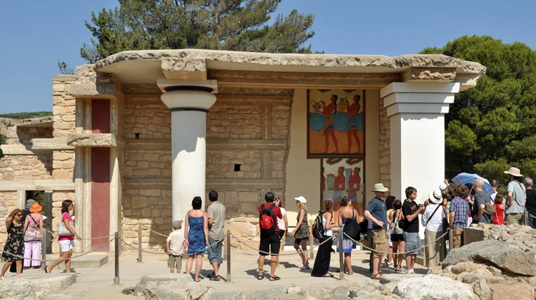 Αδήλωτη ταμειακή μηχανή στον αρχαιολογικό χώρο της Κνωσσού