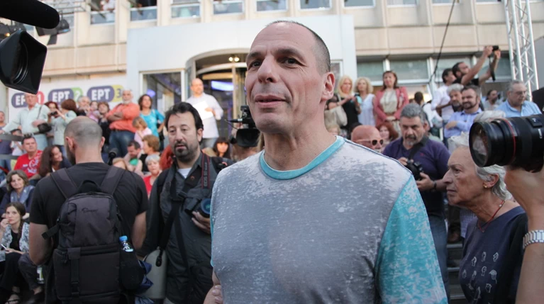 Παράνομες οι αμοιβές των συμβούλων του Βαρουφάκη