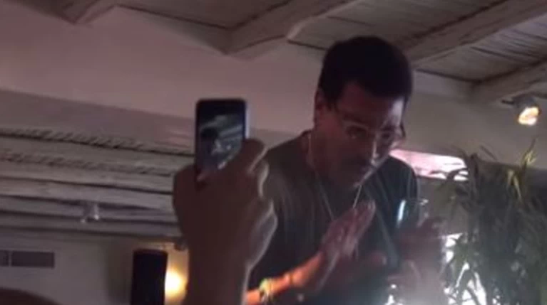 Lionel Richie: O μύθος ...πάνω στη μπάρα