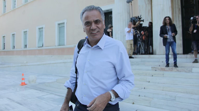 Νέες προσφυγές κατά Σκουρλέτη για τις Σκουριές