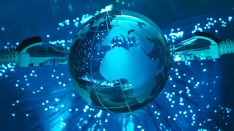 Internet για όλους σχεδιάζουν Ζούκερμπεργκ και Γκέιτς