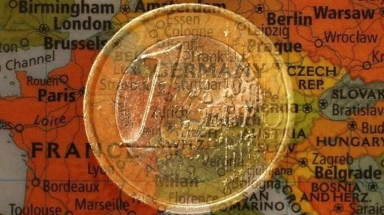 Reuters: Γιατί οι Ευρωπαίοι ψηφίζουν υπέρ των Μνημονίων
