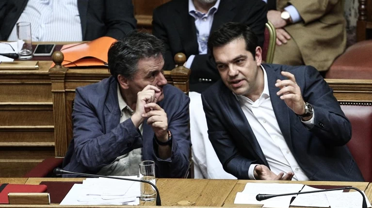 Μια "δεκάδα" νέοι φόροι στο κυνήγι για τα ισοδύναμα