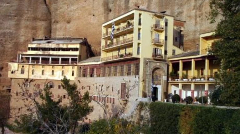 'Εκλεψαν το ιερό λείψανο του Αγ.Χαραλάμπους από την μονή Μεγάλου Σπηλαίου