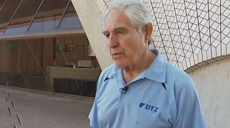 Ο Καλύμνιος Σ.Τσουκαλάς είναι ο παλαιότερος υπάλληλος της όπερας του Σίδνεϊ