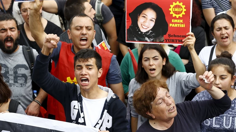 Οργή λαού για το μακελειό στην Αγκυρα.Τι θα κάνει ο Ερντογάν