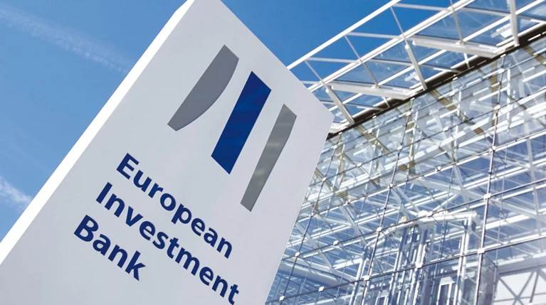 ΕΤΕπ: Θα αυξήσουμε στα €3 δισ. τα νέα δάνεια στην Ελλάδα
