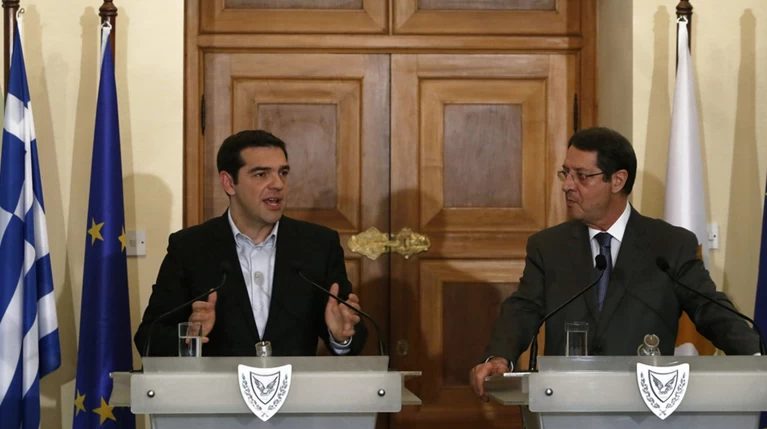 Επικοινωνία Τσίπρα-Αναστασιάδη για Κυπριακό και τις περιφερειακές εξελίξεις