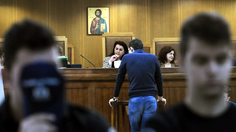Ομολογία από την ΕΛΑΣ: Είχαμε εντολή να μην εμπλακούμε