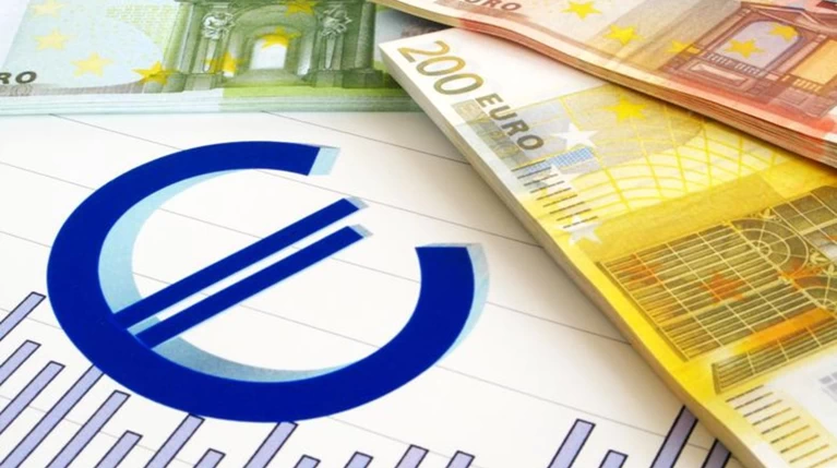 Υφεση διαρκείας «βλέπει» o IOBE και το 2016