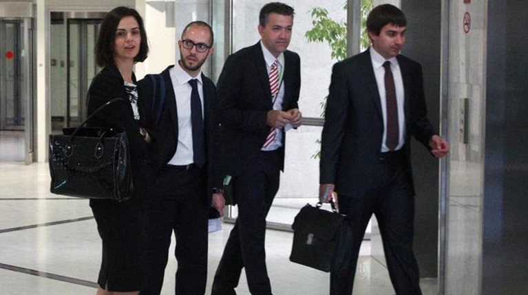 Θρίλερ με τα κόκκινα δάνεια και τους πλειστηριασμούς