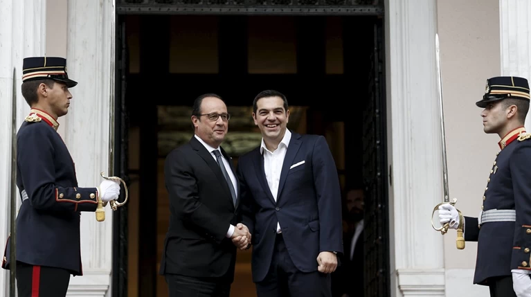 To "μεγάλο δώρο" που ζήτησε ο Τσίπρας από τον Ολάντ