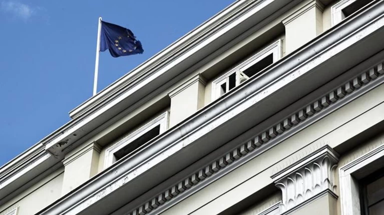 «Κούρεμα» και για τους senior ομολογιούχους