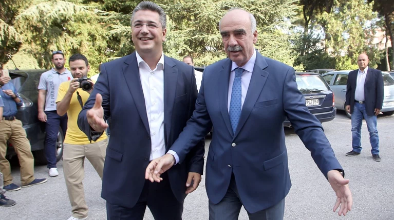 ΝΔ: Τώρα όλοι σηκώνουν τη σημαία της ενότητας
