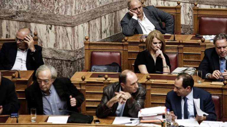 Εν αναμονή στη Βουλή για το νόμο για την ανακεφαλαιοποίηση