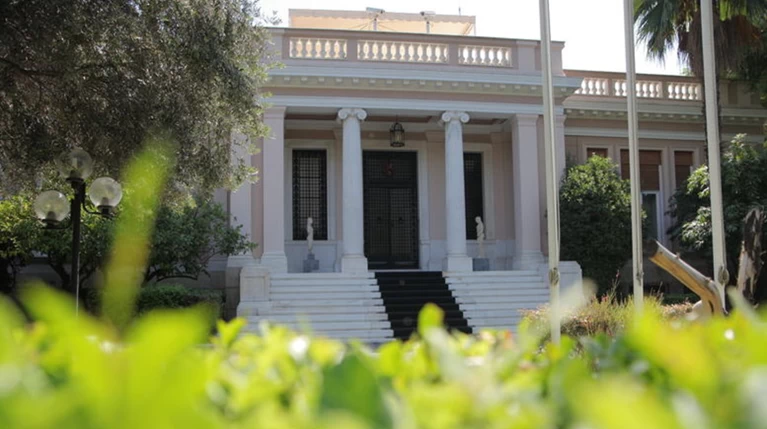 Ο δεκάλογος για καταθέσεις, τράπεζες, «κόκκινα δάνεια»