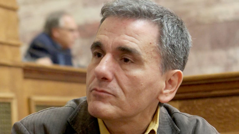 Ο καθηγητής Τσακαλώτος...έκοψε όλους τους βουλευτές