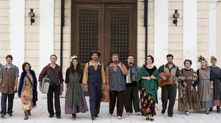 Ο «ΠΛΟΥΤΟΣ» του Αριστοφάνη στο θέατρο «Τζένη Καρέζη» με τη Φωτεινή Δάρρα