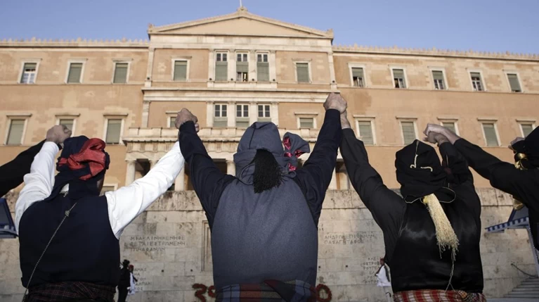 Στο Σύνταγμα σήμερα οι ποντιακές οργανώσεις για τις δηλώσεις Φίλη