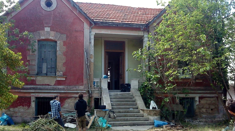 Ισχυρή έκρηξη στην Βίλα Κούβελου στο Μαρούσι