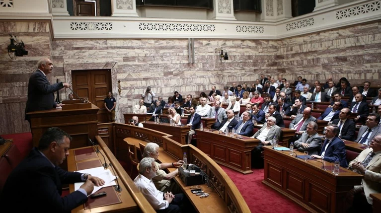 Αποπομπή Φίλη ζητεί σύσσωμη η ΚΟ της ΝΔ