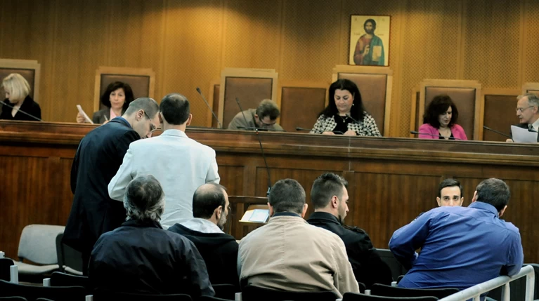 Δίκη Χ.Α: Καμπανάκι από την πρόεδρο για την αποφυλάκιση Ρουπακιά