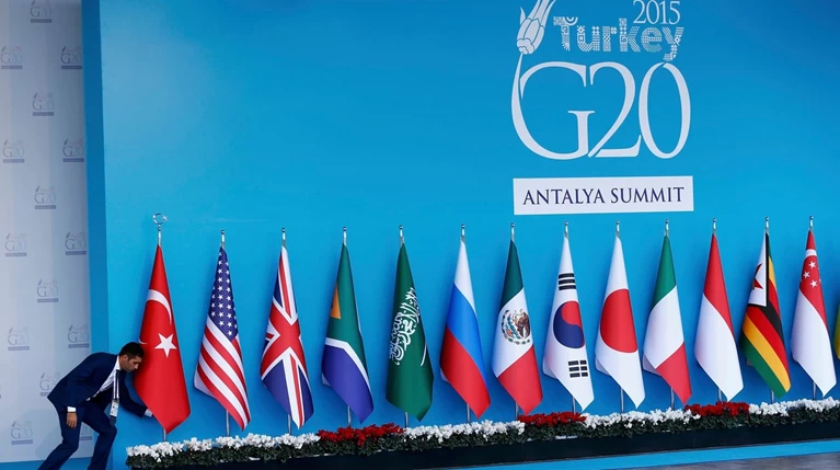 Νέο δόγμα ασφαλείας διαμορφώνει η Δύση μετά το Παρίσι
