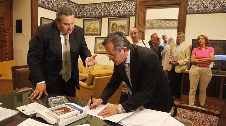 Καμμένος αλά Τσίπρα: Ζήτησε την έδρα Νικολόπουλου